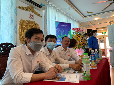 Công ty TNHH SX&TM Tân Quang Minh tham dự chương trình “Cà phê kết nối B2B – NTTU”